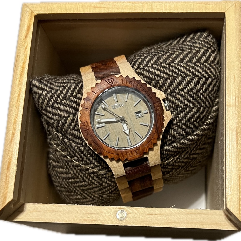 ❌Meku Wooden Two-Tone Women’s Watch Calendar Wooden Box Folding Clasp Quartz - Picture 2 of 9